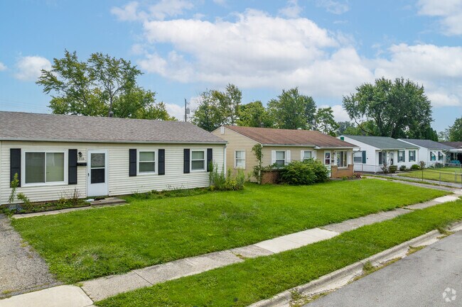 Oriole Heights is a neighborhood in Columbus, Ohio.