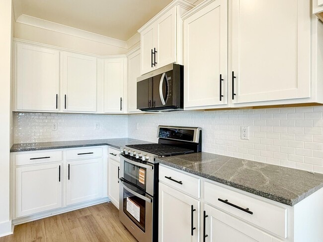 3135 Zeppelin Ln, Sumter, SC 29150 - photo 3