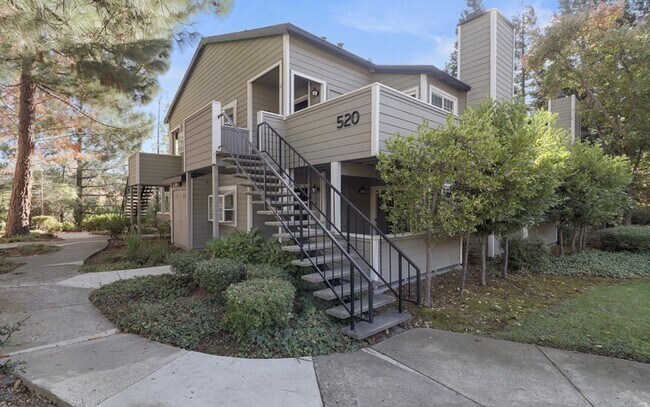 520 Canyon Oaks Dr unit A, Oakland, CA 94605 - photo 7