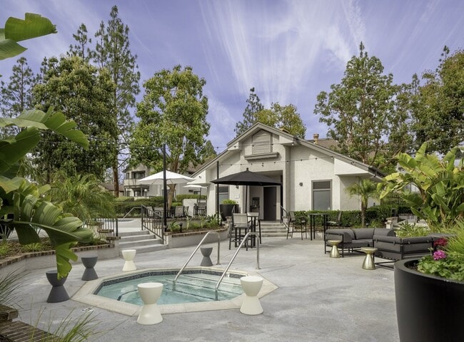 The Arbors, Lake Forest, CA 92630 - photo 2