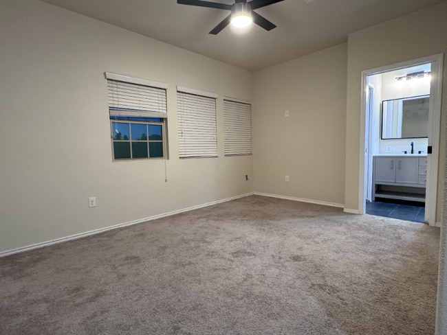 3801 Black Granite Dr, Austin, TX 78744 - photo 3