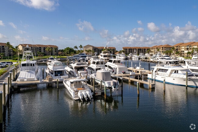 The Bluffs neighborhood of Jupiter, FL has multiple marinas to access the waterways.