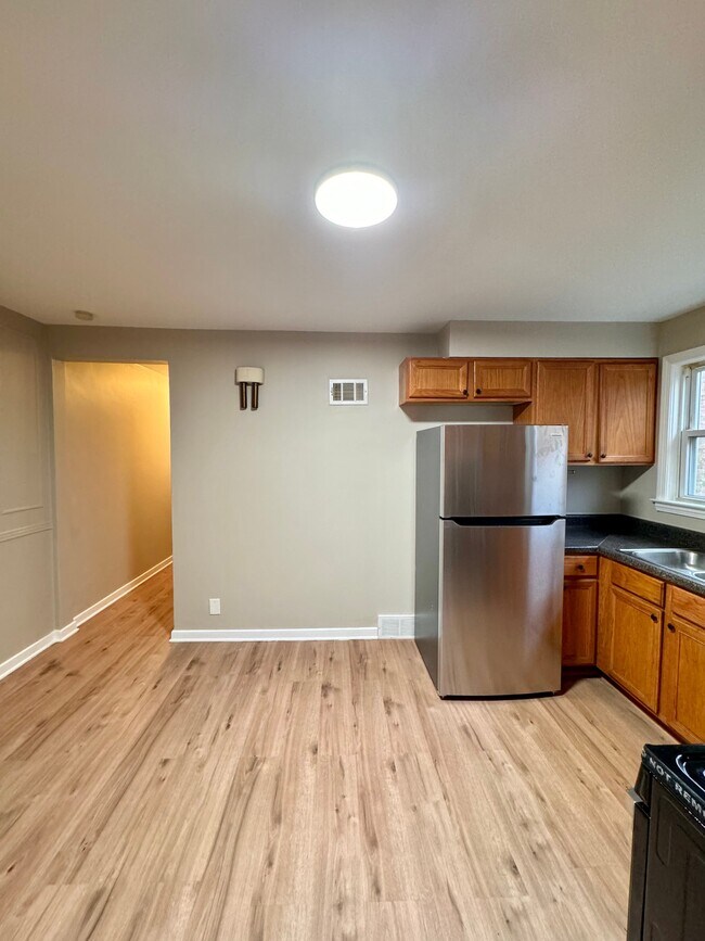 9126 Keating Ave unit 2B, Skokie, IL 60076 - photo 7