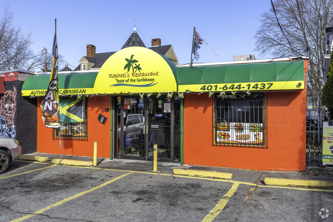 Raphael's Caribbean Restaurant in Elmwood