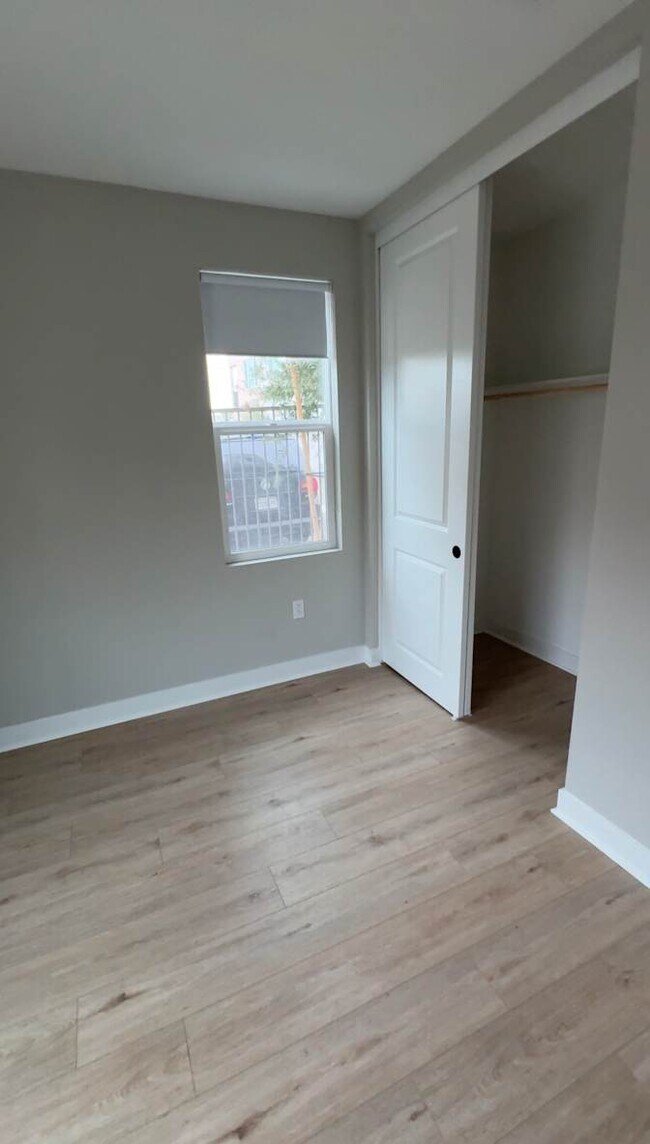 14311 Claro Way unit Room 1, Gardena, CA 90249 - photo 6