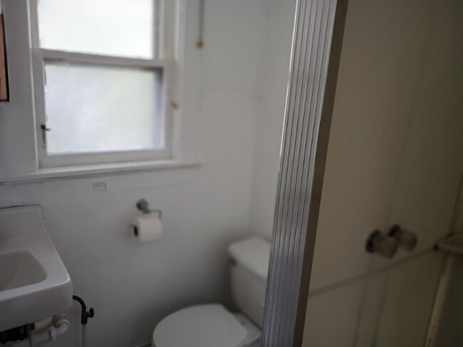 6 Serrell Ave unit 2, Binghamton, NY 13905 - photo 4