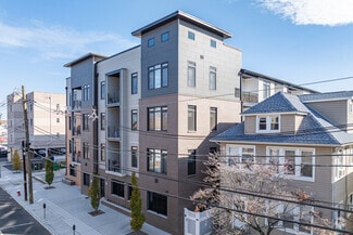 35 W Price St, Linden, NJ 07036