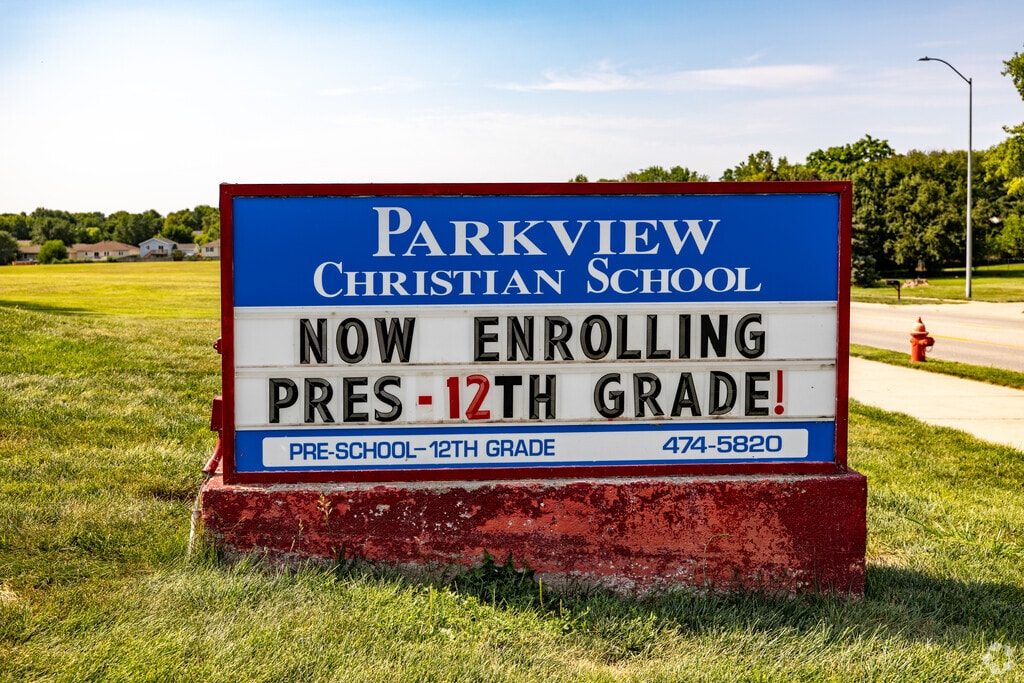 Parkview Christian School serves studens preschool through 12th grade.