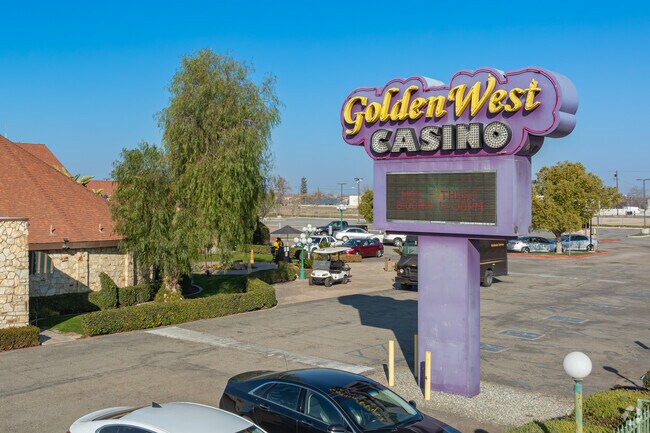 Golden West Casino offers non-stop gaming action for Casa Loma residents.