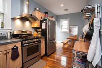 98 Elm St, Somerville, MA 02144