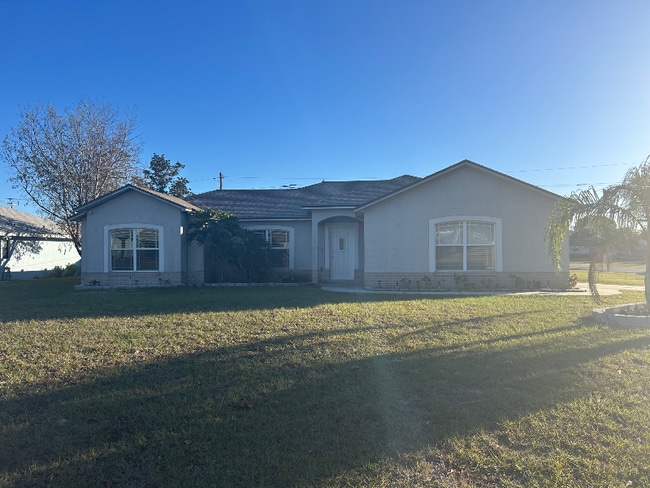 2301 Dumas Dr, Deltona, FL 32738 - photo 3