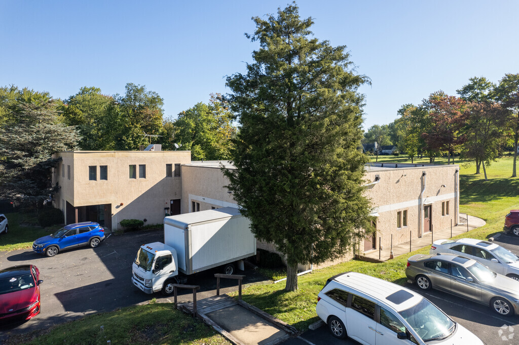 Bucks County Learning Academy is another school choice in Central Bucks County.