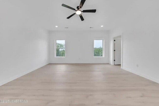 8206 Big Meadows Rd, Jefferson City, MO 65101 - photo 5