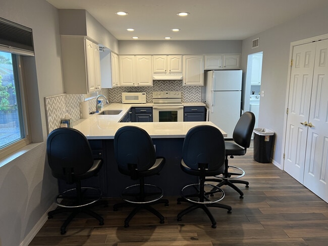 Kitching and counter