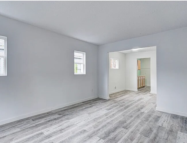 734 N Arnolda Ave, Indianapolis, IN 46222 - photo 2