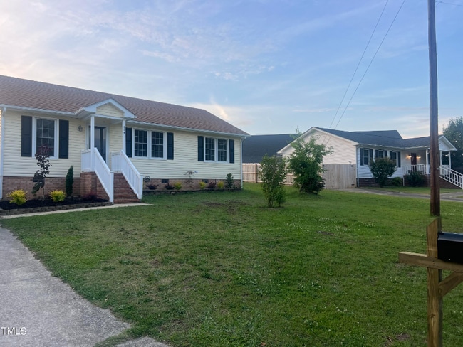 404 Cardinal Dr, Clayton, NC 27520 - photo 3