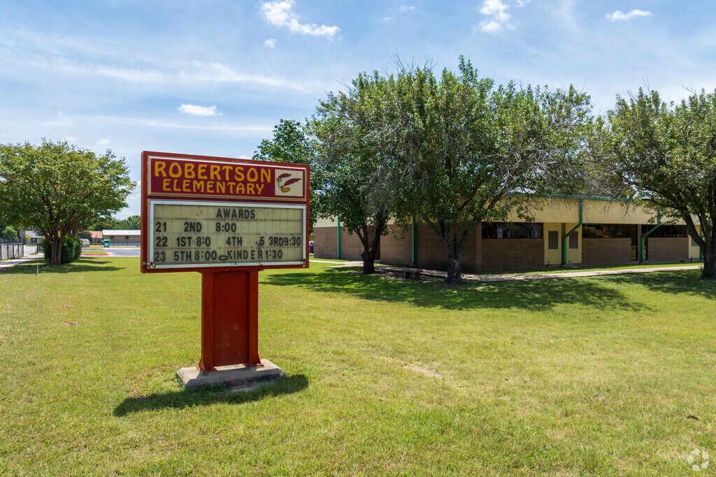 Dedicated teachers at Robertson inspire student growth.