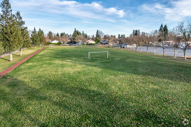 Elk Grove Elementary School has great academic and athletic opportunities for students.