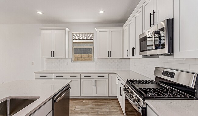 5010 W Chuck Box Rd, Phoenix, AZ 85339 - photo 3