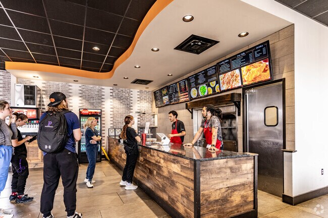 Smokin Chickn is a local favorite to Creekview Village.