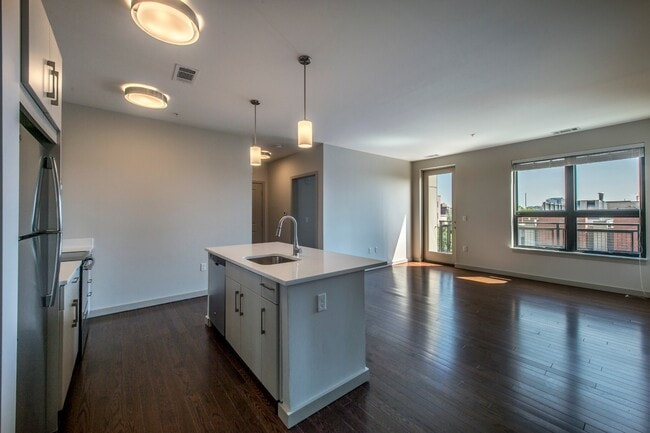 40A Marion St unit 507, Brookline, MA 02446 - photo 2