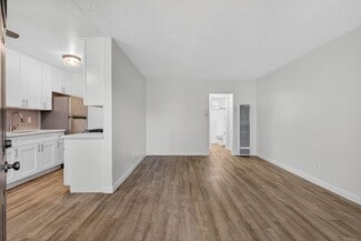 1751 Cabrillo Ave Unit C, Torrance, CA 90501