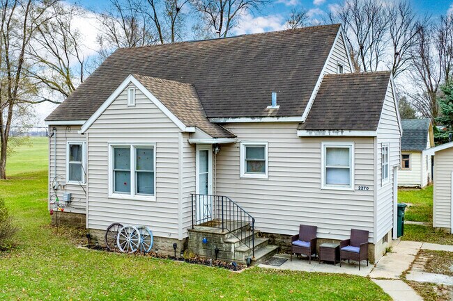 Modest bungalows line Riverview’s quiet, welcoming streets.