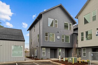 2920 Falk Rd, Vancouver, WA 98661