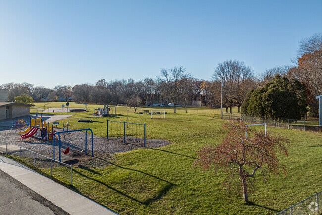 Elvehjem Park offers big open fields, basketball hoops, a playground and a skatepark.