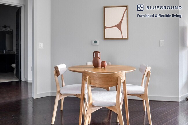 5550 Grosvenor Blvd unit FL4-ID1042, Los Angeles, CA 90066 - photo 7