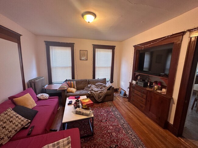 82 Columbus Ave unit 2, Somerville, MA 02143 - photo 3