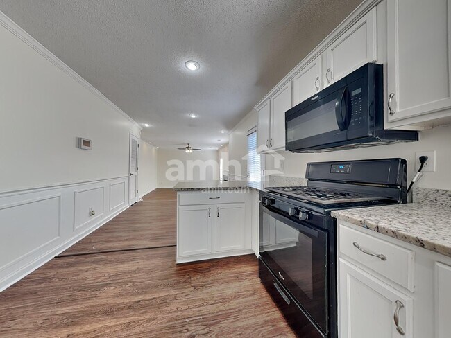 3232 Spring Mesa Dr SW, Snellville, GA 30039 - photo 4