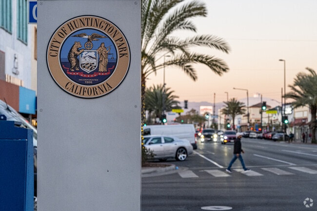 Huntington Park locals love to explore the locally owned retail and dining along Pacific Blvd.