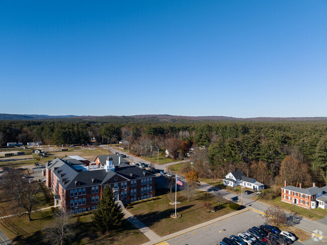 The Spaulding Memorial School resides on a large campus in the Townsend neighborhood.