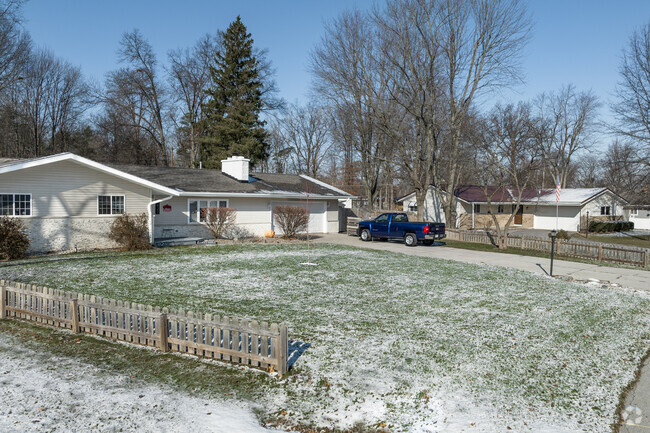 Brookside Park in Fort Wayne has spacious homes with fenced yards.