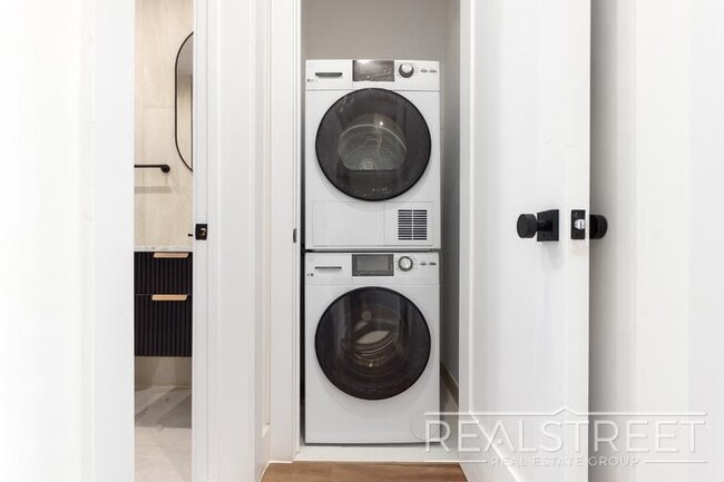 341 Herkimer St, Brooklyn, NY 11216 - photo 7