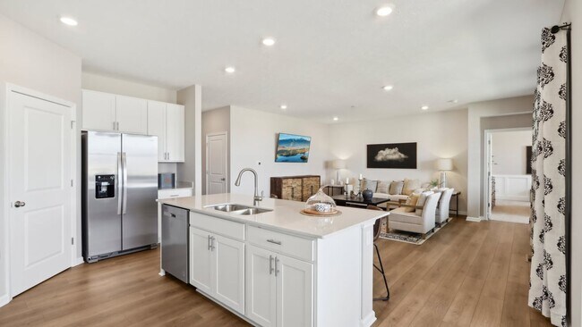 5734 Bancroft Dr, Pendleton, IN 46064 - photo 4