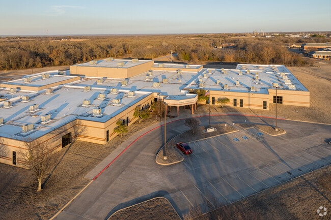 Ardmore Middle School challenges students by offering an all encompassing curriculum.