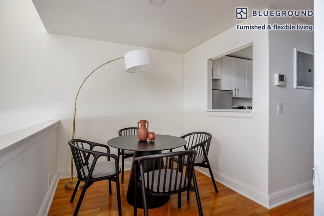 123 E 54th St unit FL4-ID1255, New York, NY 10022 - photo 4