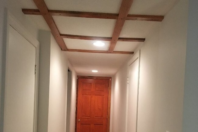 Hallway to Bath/Bedrooms
