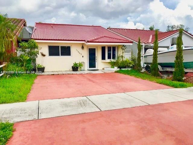 11465 NW 87th Place, Hialeah, FL 33018 - photo 1