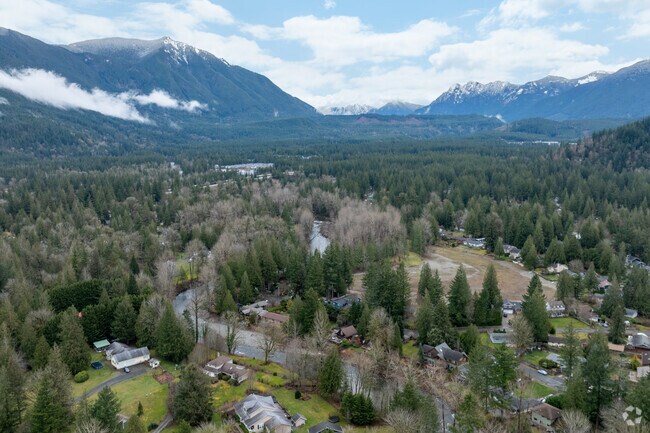 Riverfront properties are available along the several rivers that flow through North Bend.