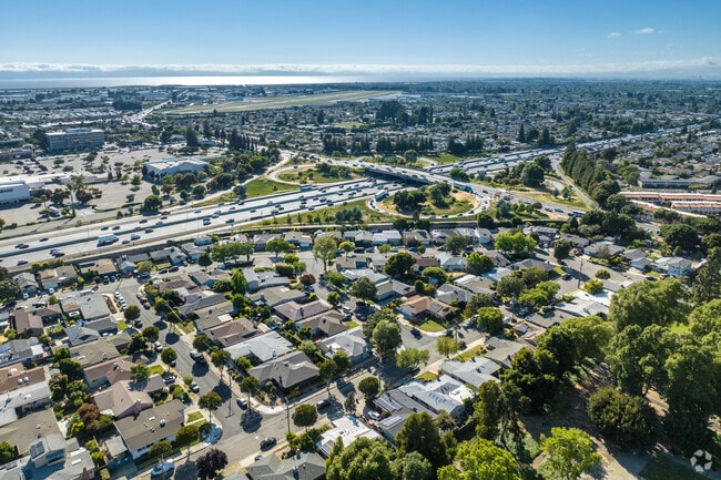 Santa Clara is bordered by Interstate 880 and connects residents to all settlements in the Bay.