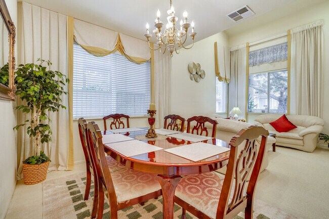 27479 Green Wood Rd unit ID1305057P, Hayward, CA 94544 - photo 7