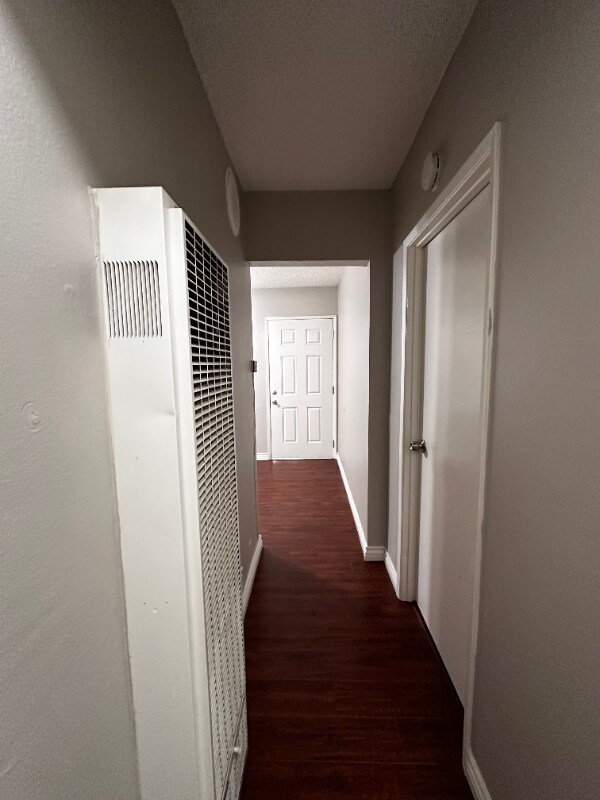 409 N Los Robles Ave unit 4, Pasadena, CA 91101 - photo 4