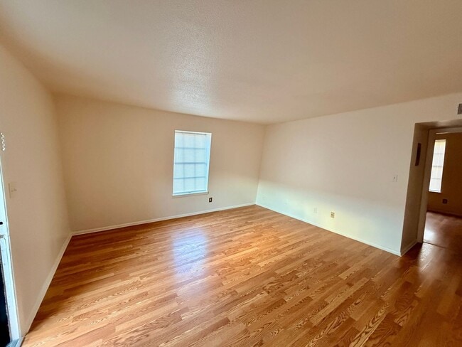 3828 Country Club Rd, Winston Salem, NC 27104 - photo 4