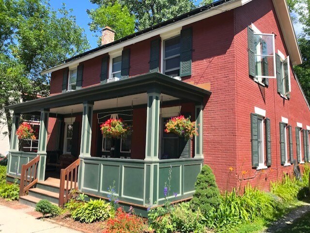 58 Maple St unit 58 Maple St., Burlington, VT 05401 - photo 2