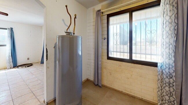 1809 S 7th Ave, Phoenix, AZ 85007 - photo 2