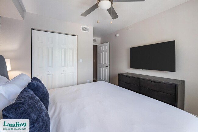 10200 Falcon Pine Blvd unit 4-206, Orlando, FL 32829 - photo 5