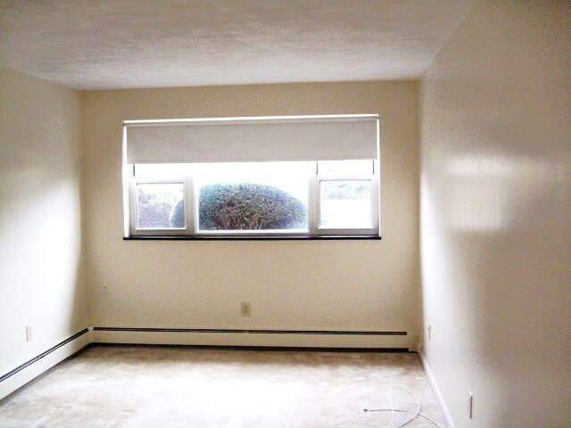 166 Lexington St unit 1, Auburndale, MA 02466 - photo 4